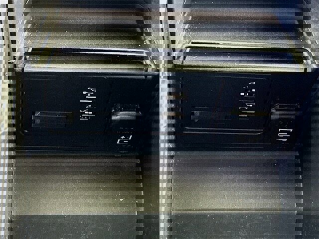 Used 2022 MAZDA CX-30 AWD 2.5 S w/ Premium Package image 18