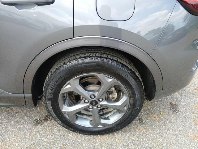 Certified 2024 Ford Escape ST-Line w/ Tech Pack #1 AWD/4WD image 5