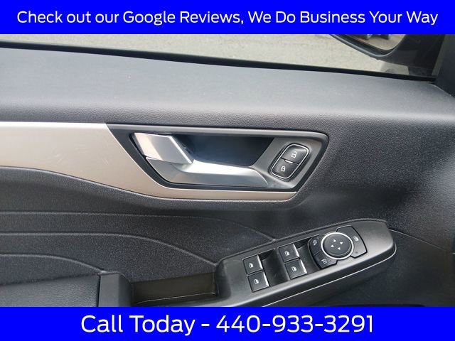 Certified 2022 Ford Escape SEL image 33