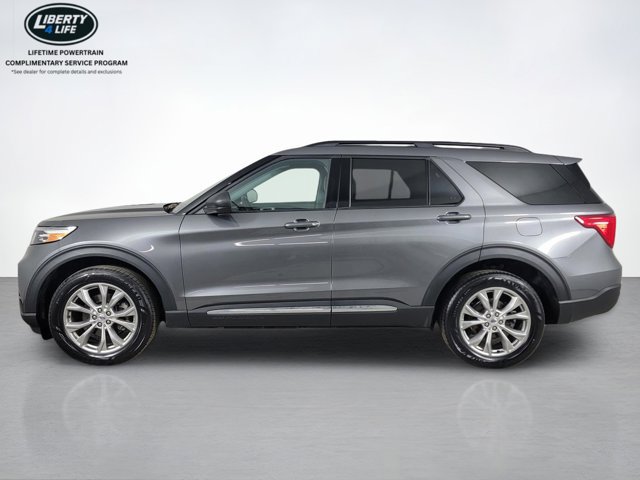 Certified 2023 Ford Explorer XLT w/ Equipment Group 202A AWD/4WD image 7