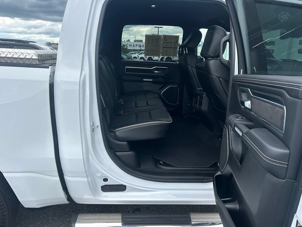Used 2023 RAM 1500 Laramie AWD/4WD image 29