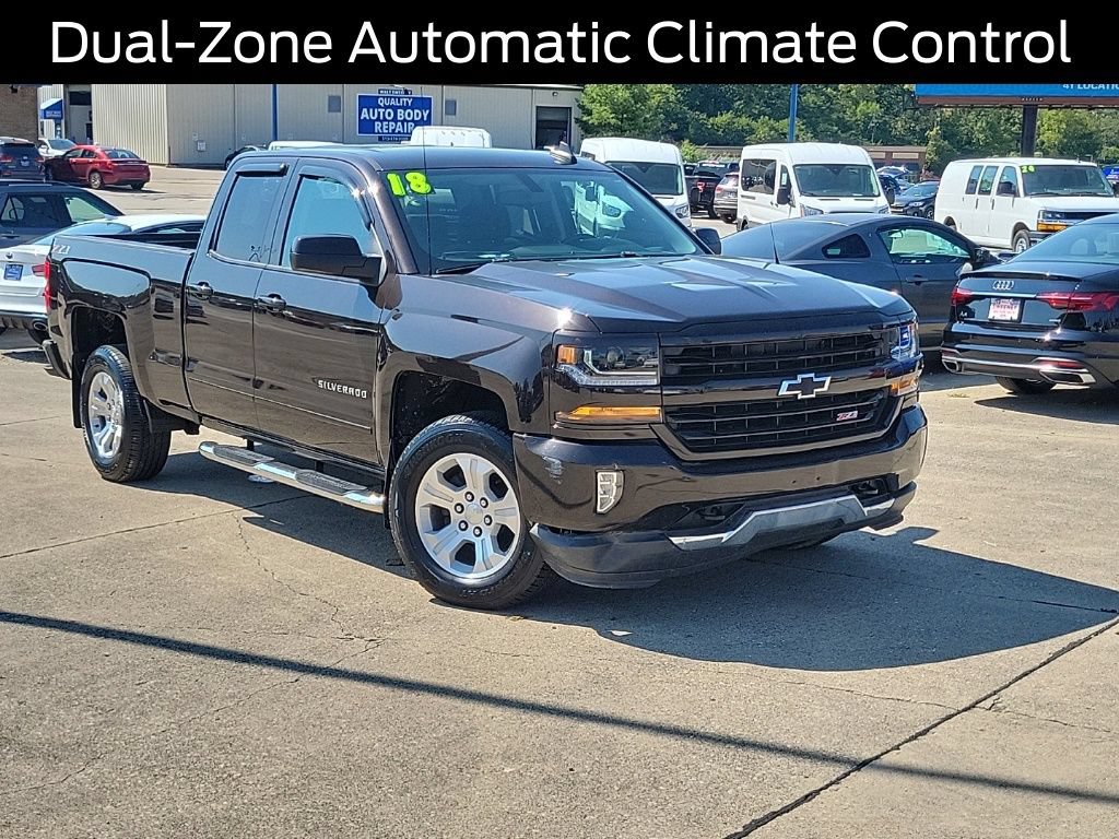 Used 2018 Chevrolet Silverado 1500 LT w/ All Star Edition AWD/4WD image 29