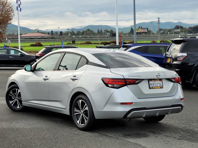 Used 2021 Nissan Sentra SV image 3