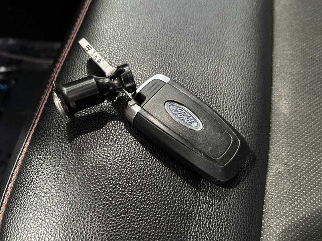 Certified 2023 Ford Explorer ST-Line image 33