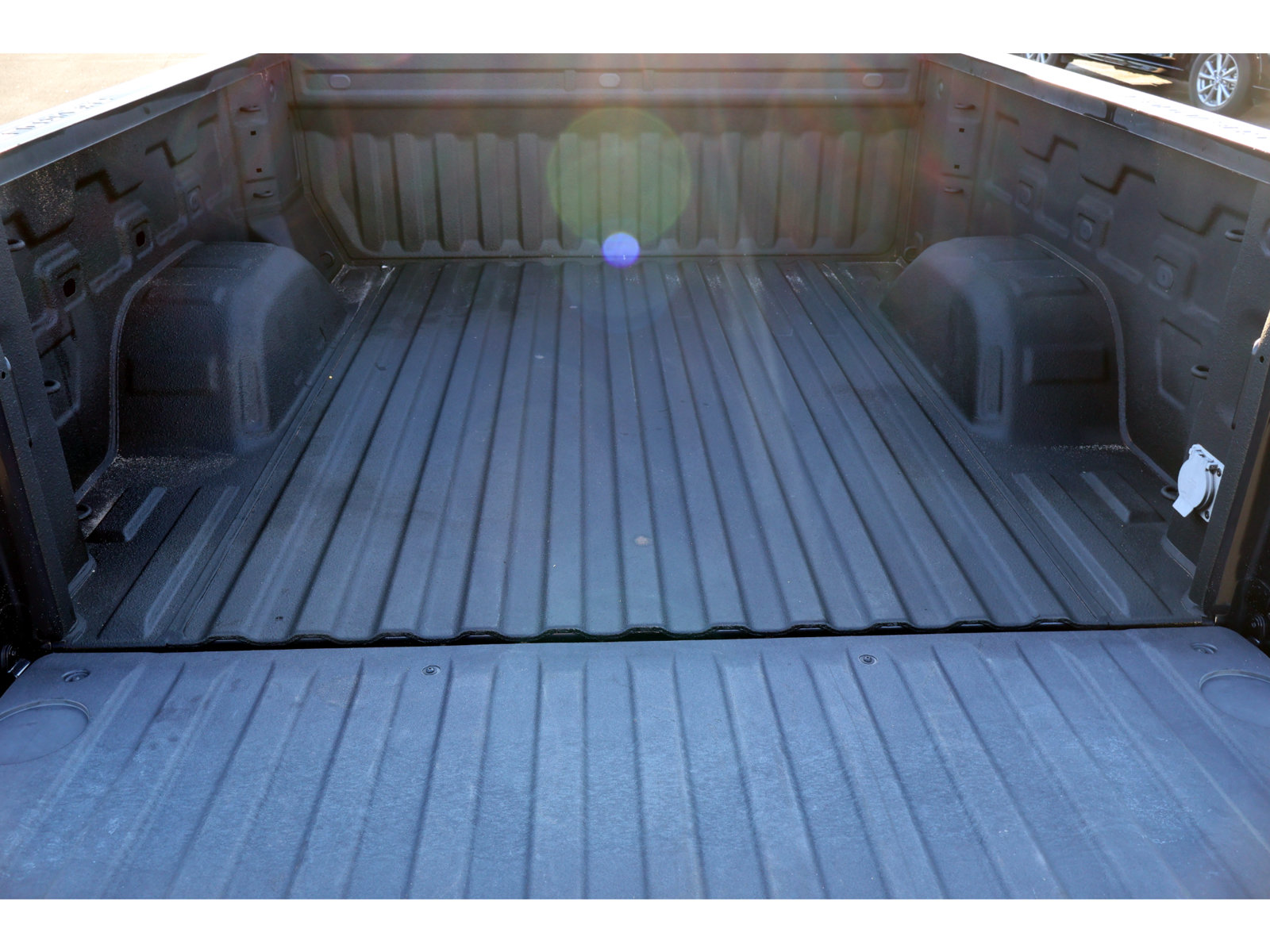Used 2024 Chevrolet Silverado 1500 LT RWD image 15