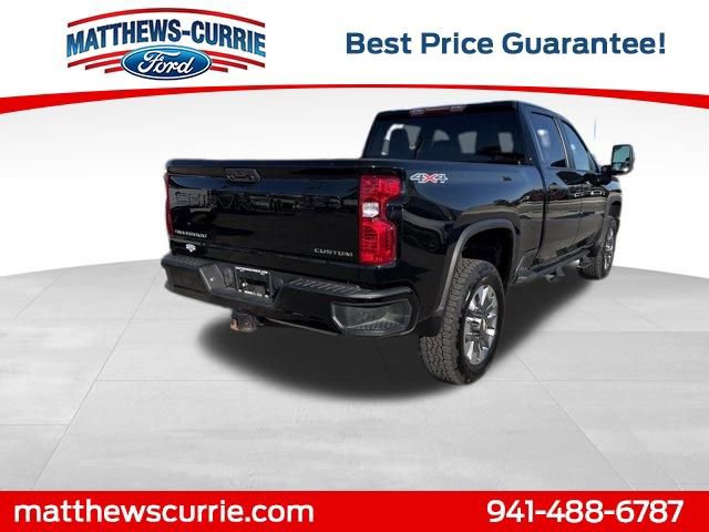 Used 2023 Chevrolet Silverado 2500 Custom w/ Custom Value Package image 4