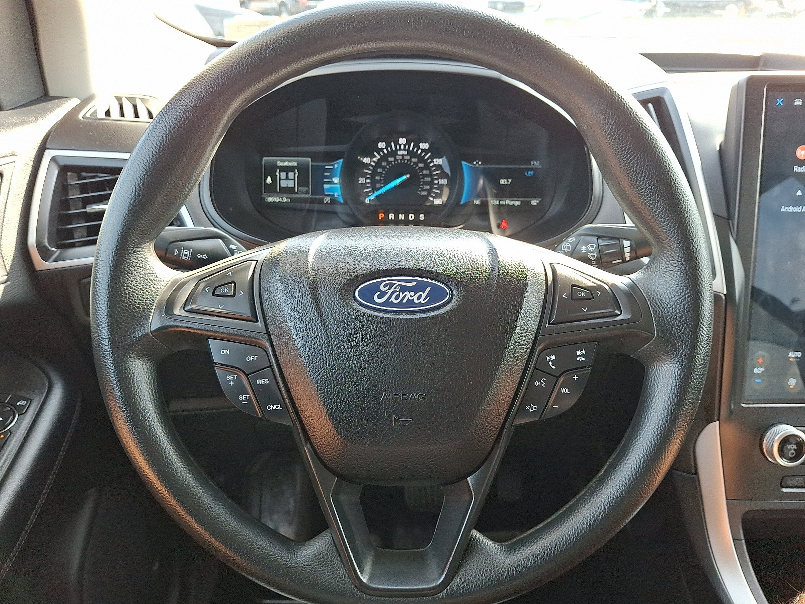 Certified 2022 Ford Edge SE w/ Black Appearance Package AWD/4WD image 17