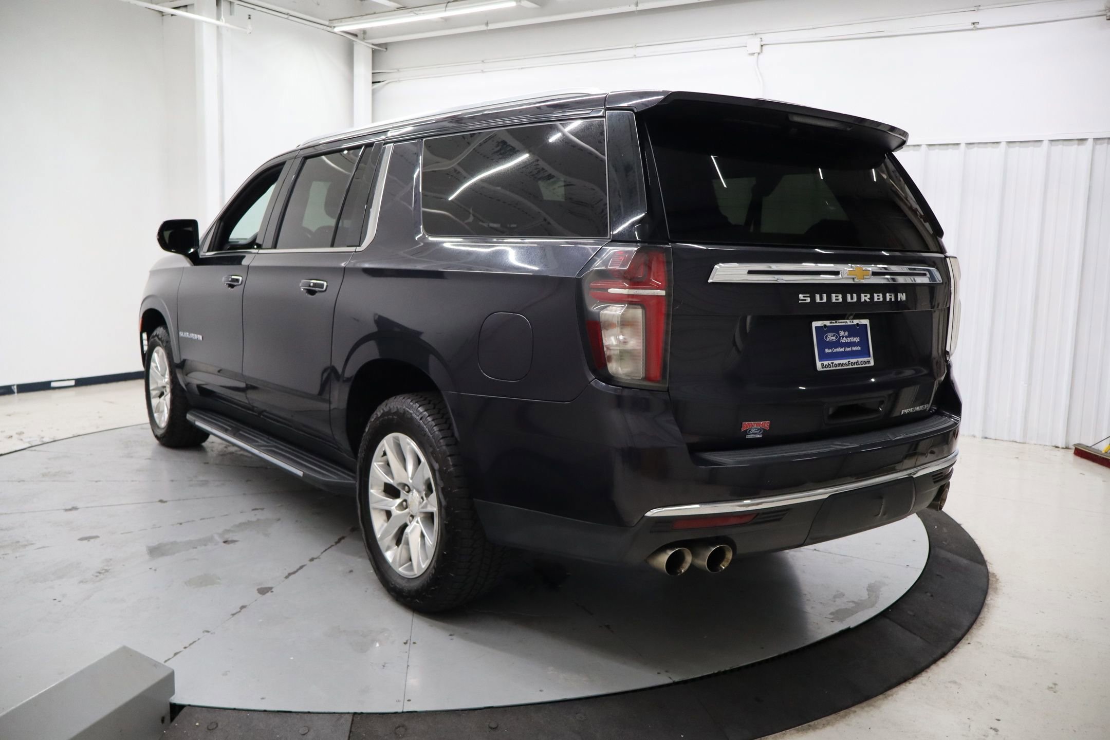 Used 2022 Chevrolet Suburban Premier image 5