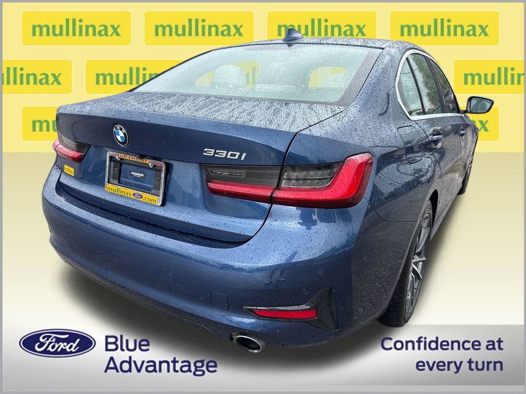 Used 2021 BMW 330i Sedan w/ Convenience Package RWD video 3