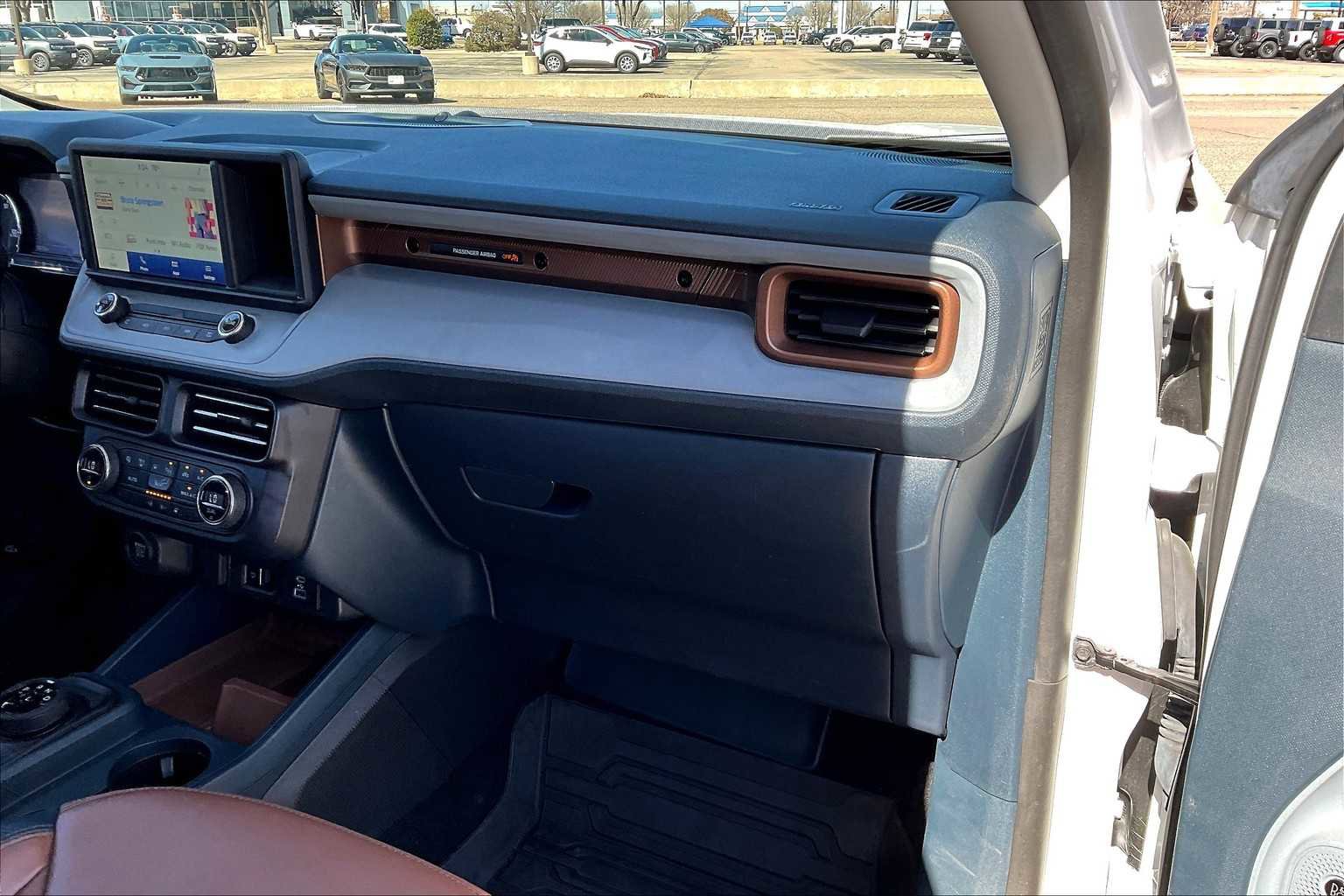 Certified 2022 Ford Maverick Lariat w/ Lariat Luxury Package FWD image 18