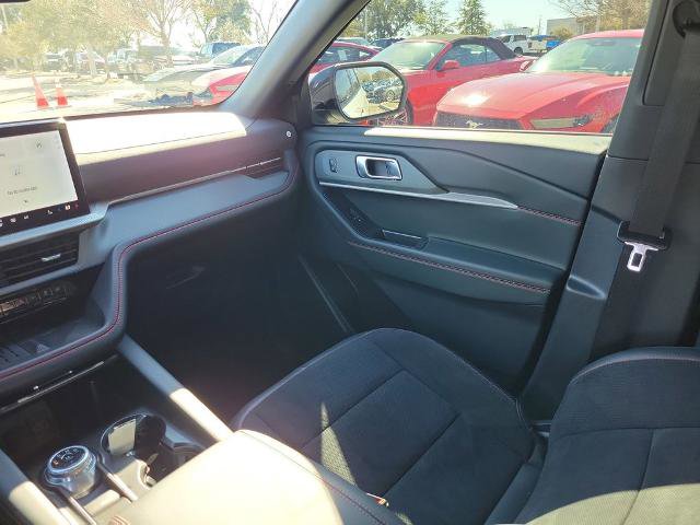 Certified 2025 Ford Explorer ST image 13