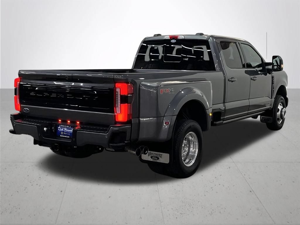 Certified 2026 Ford F350 Platinum AWD/4WD image 11