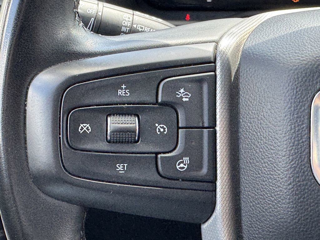 Used 2024 GMC Yukon Denali RWD image 19