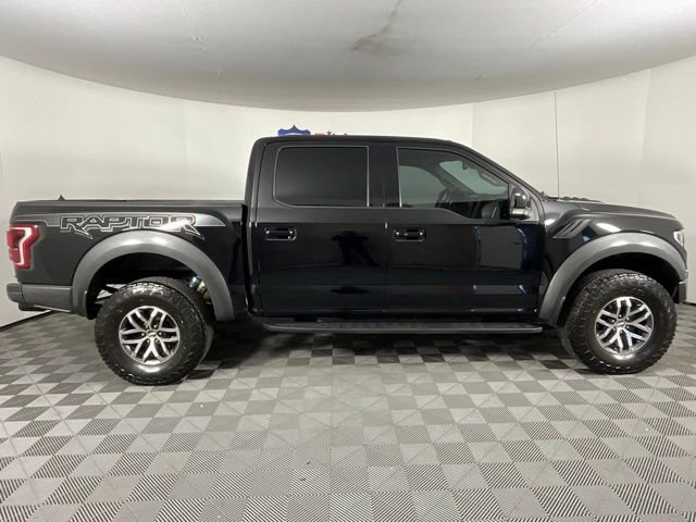 Certified 2017 Ford F150 Raptor w/ Equipment Group 802A Luxury image 6