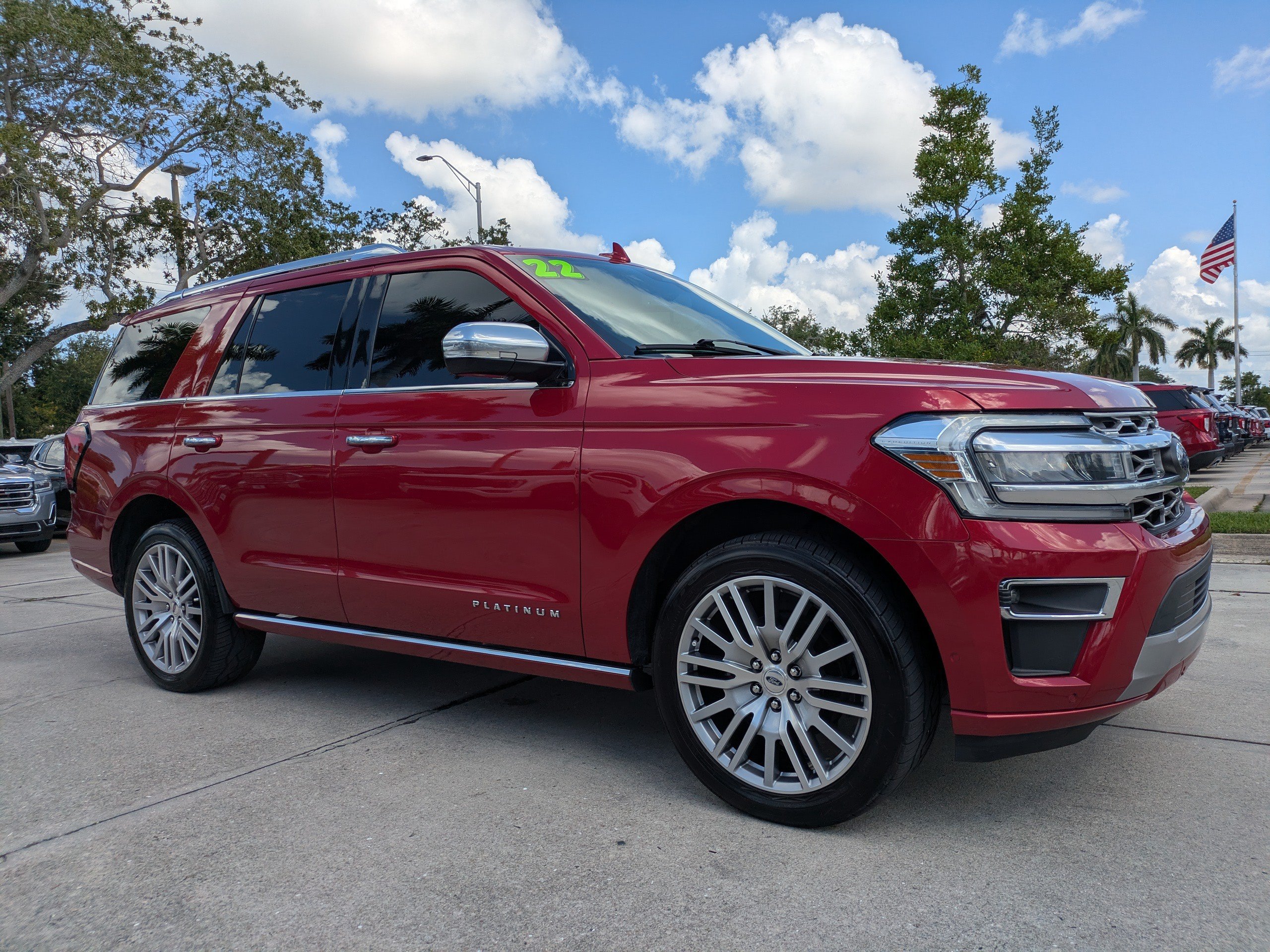 Certified 2022 Ford Expedition Platinum RWD image 2