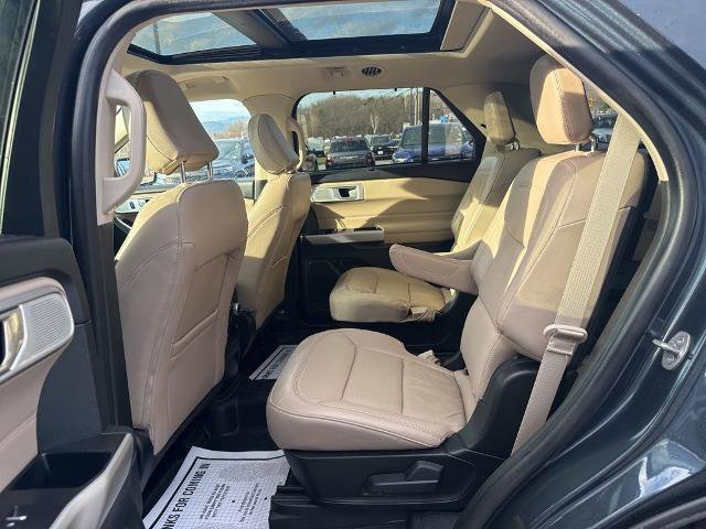 Certified 2023 Ford Explorer Limited w/ Limited Technology Package AWD/4WD image 21