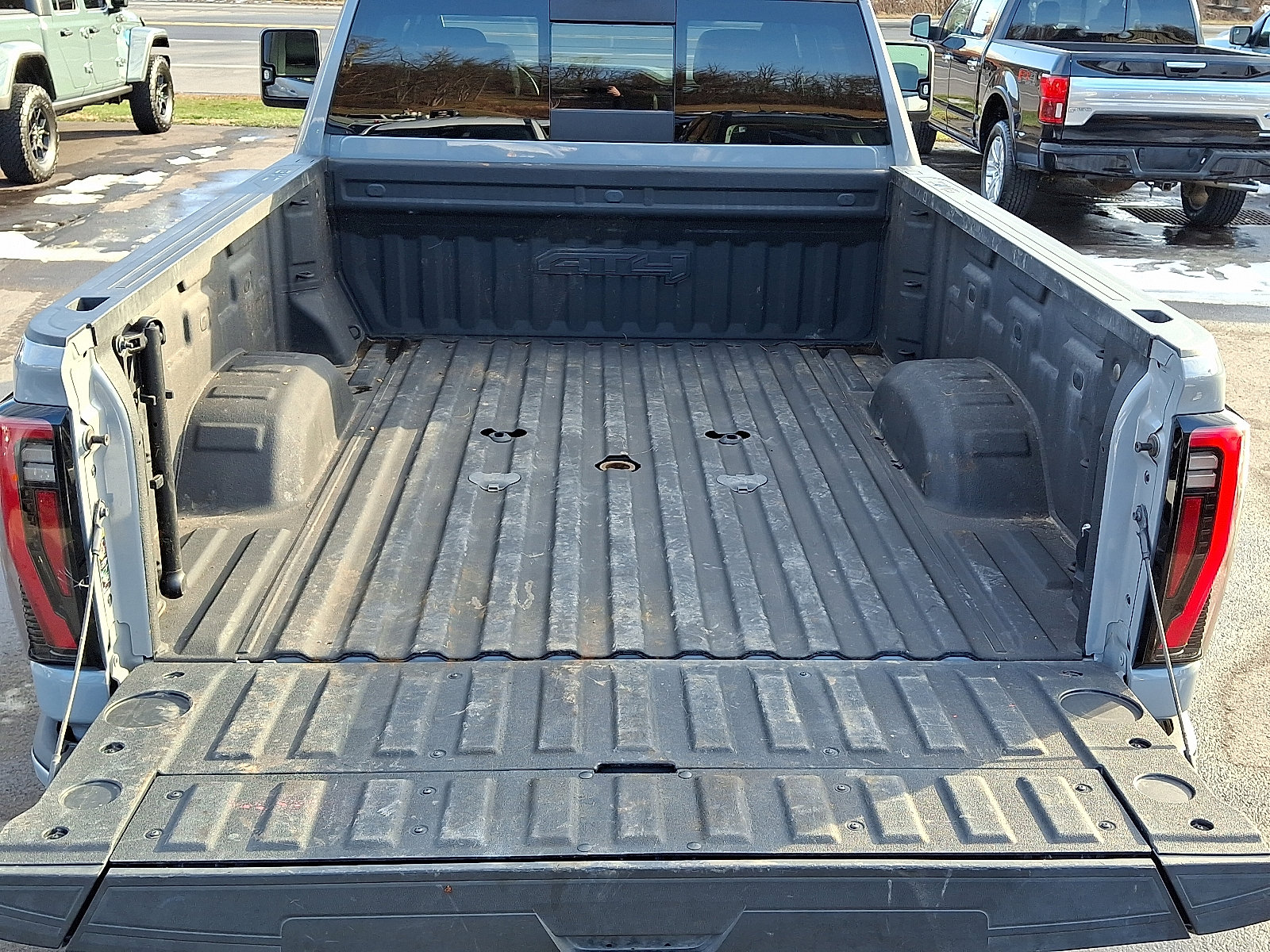 Used 2024 GMC Sierra 3500 AT4 w/ AT4 Premium Plus Package image 30