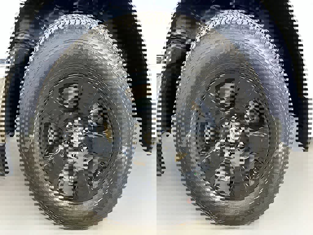 Used 2023 RAM 1500 Big Horn image 11