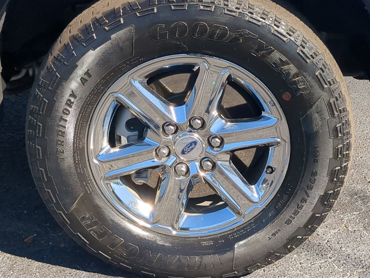 Certified 2024 Ford F150 XLT w/ Mobile Office Package image 11