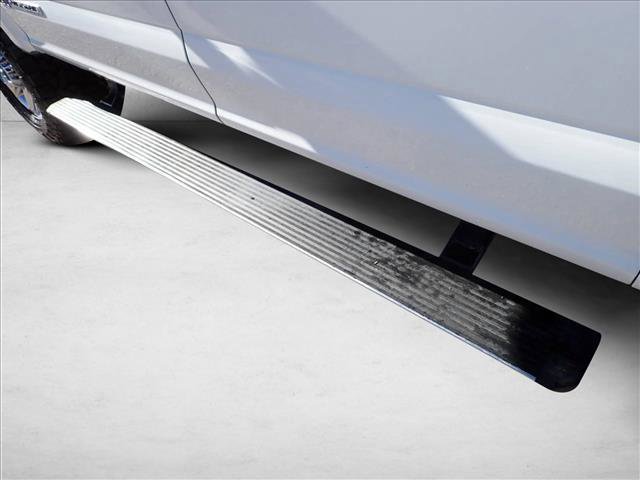 Certified 2022 Ford F350 Platinum w/ FX4 Off-Road Package image 8