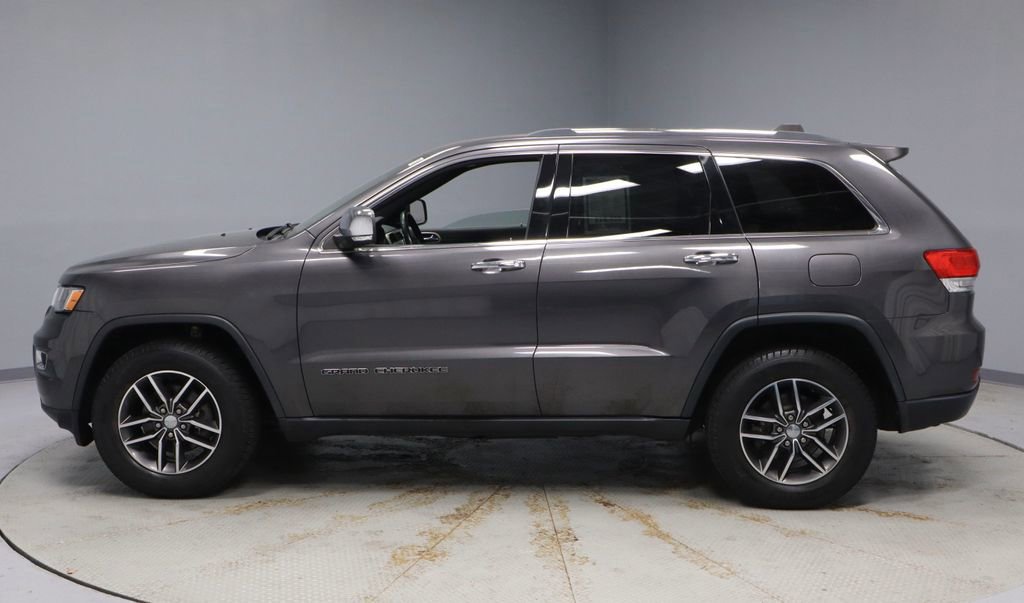 Used 2017 Jeep Grand Cherokee Limited image 2
