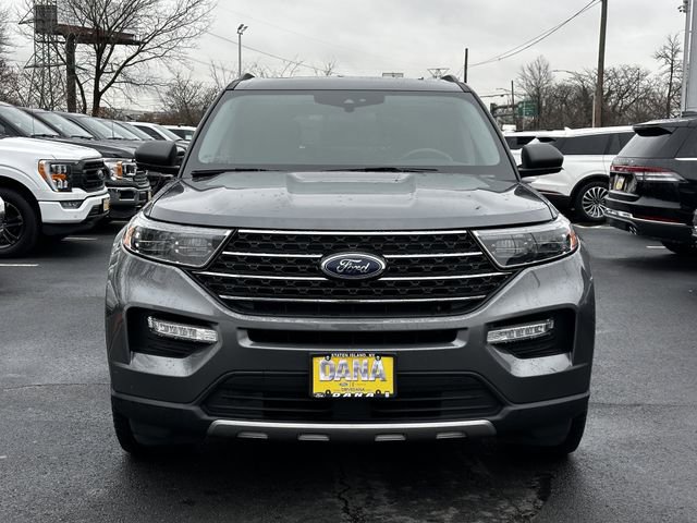 Certified 2022 Ford Explorer XLT w/ Equipment Group 202A image 2