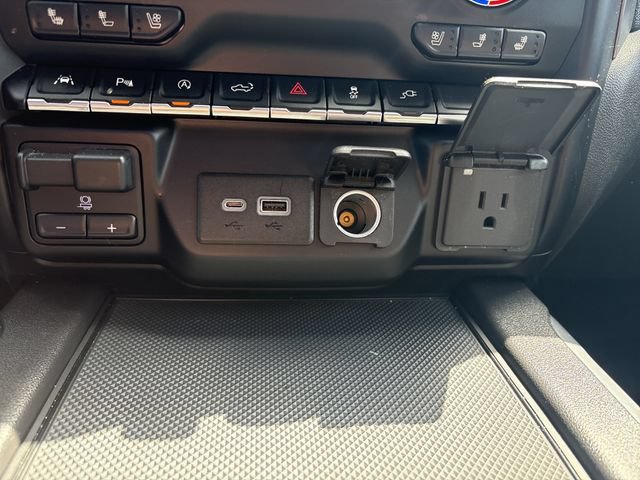 Used 2019 GMC Sierra 1500 Denali w/ Driver Alert Package II AWD/4WD image 39