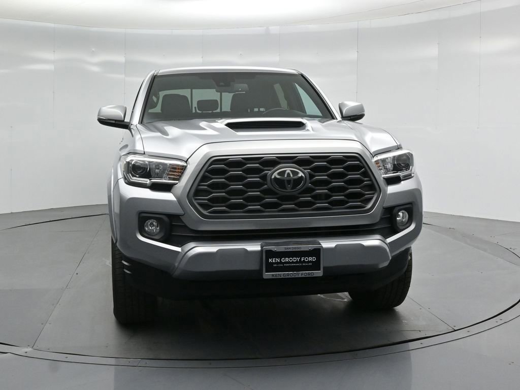 Used 2021 Toyota Tacoma TRD Sport w/ Technology Package image 32