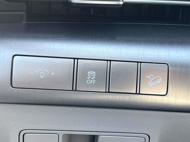 Used 2025 Hyundai Kona SEL AWD/4WD image 24
