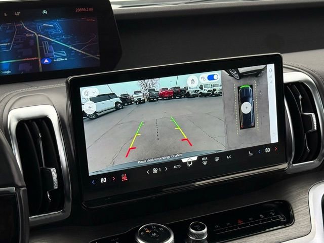 Certified 2025 Ford Expedition Max Platinum image 5