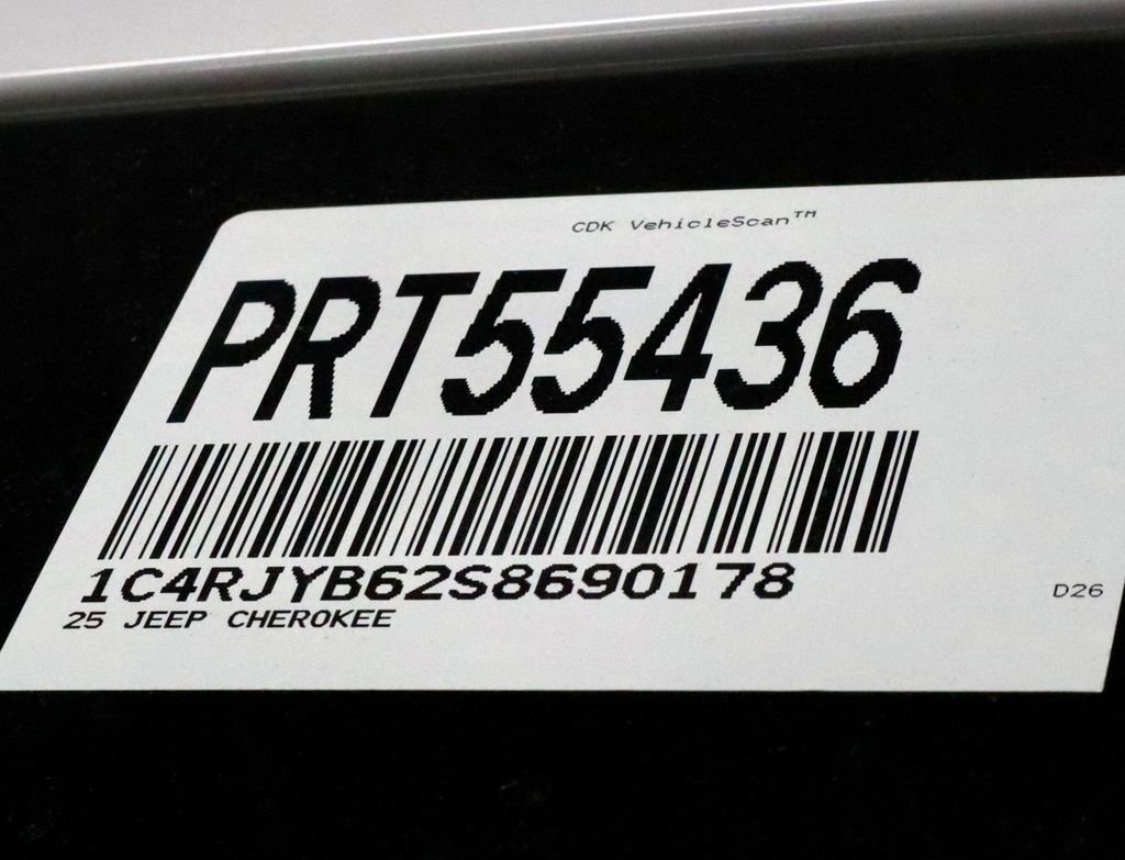 Used 2025 Jeep Grand Cherokee Limited 4xe AWD/4WD image 36
