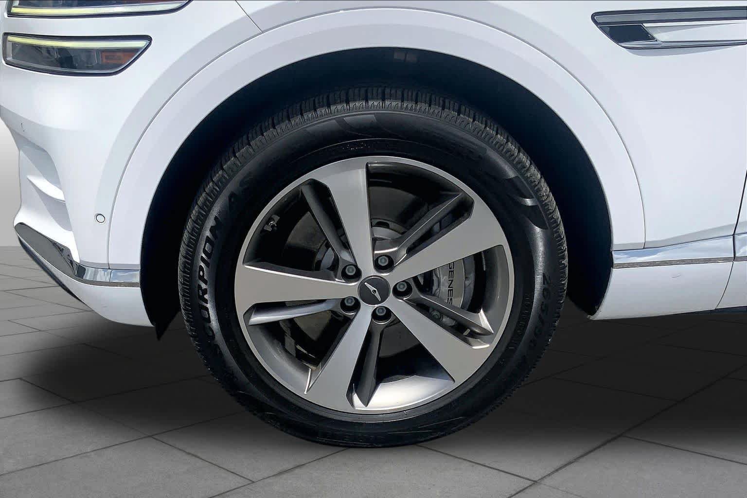 Used 2021 Genesis GV80 3.5T w/ Advanced Package 06 AWD/4WD image 11