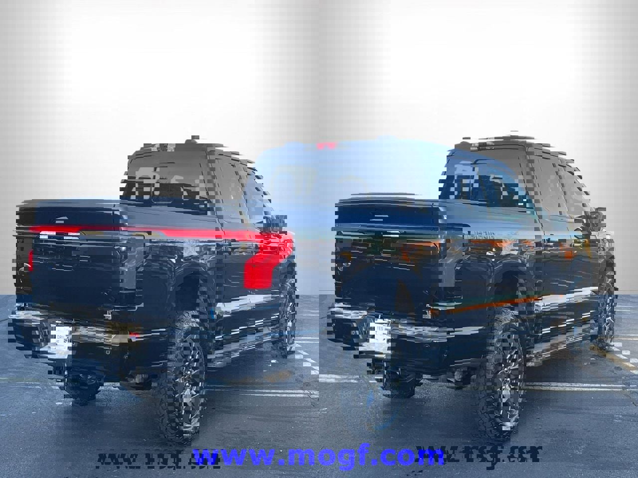 Certified 2022 Ford F150 Lightning Lariat image 3