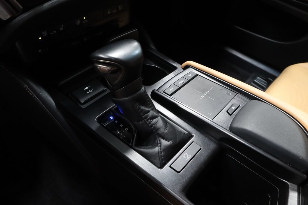 Used 2022 Lexus ES 350 w/ Premium Package FWD image 34