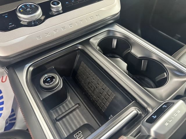 Certified 2025 Ford Expedition Active image 41