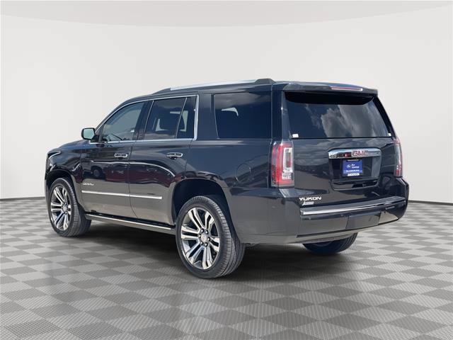 Used 2020 GMC Yukon Denali w/ Denali Premium Package AWD/4WD image 9