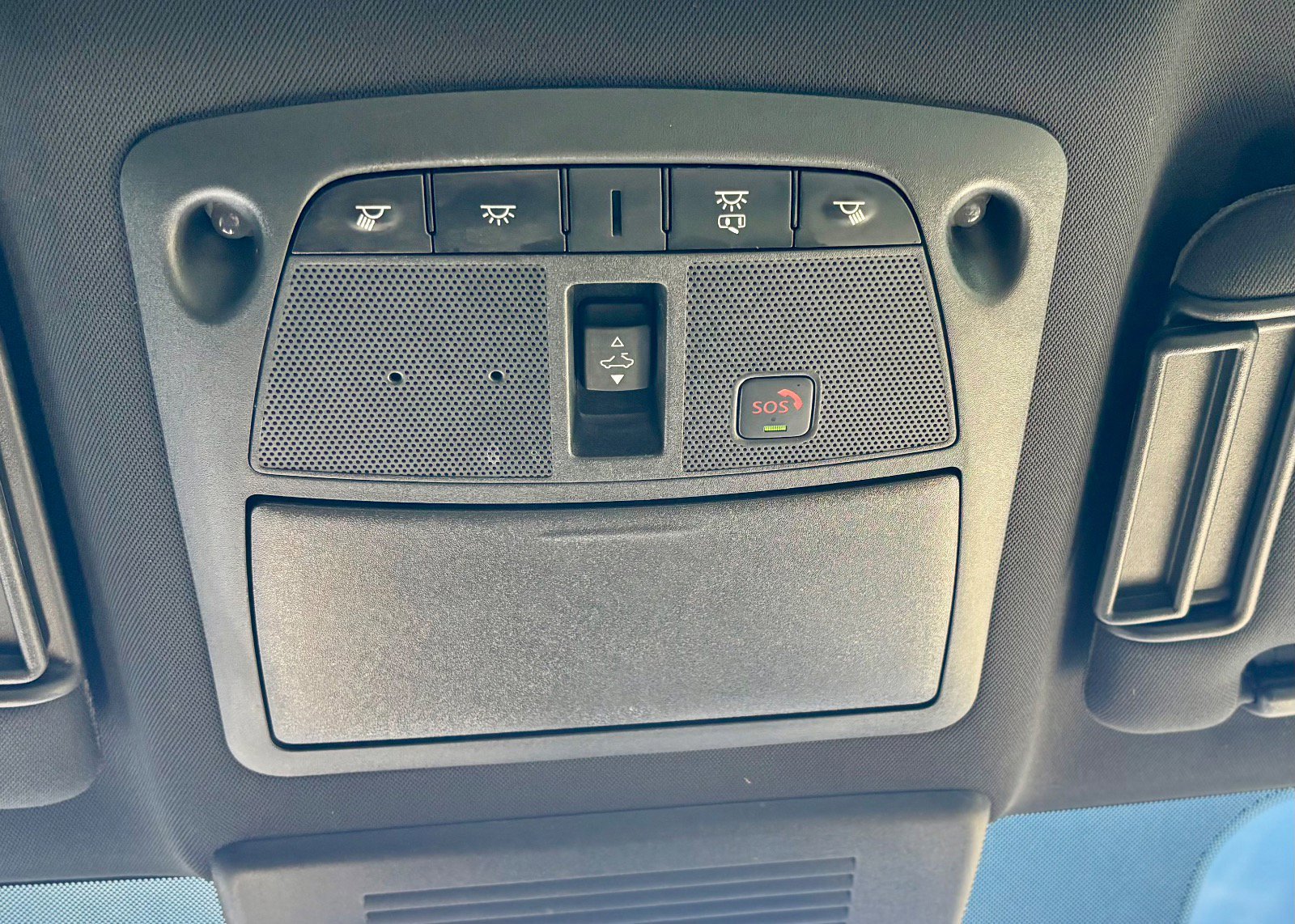 Used 2022 INFINITI QX80 Sensory w/ Cargo Package image 86