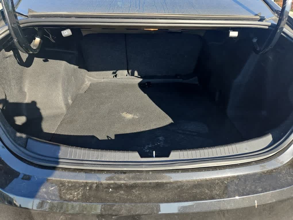 Used 2020 Chevrolet Malibu LT image 9