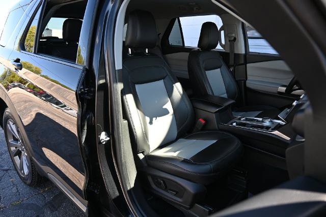 Certified 2024 Ford Explorer XLT w/ Equipment Group 202A AWD/4WD image 25