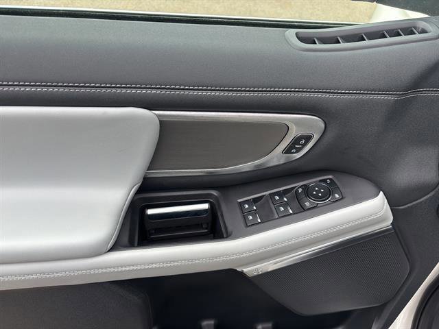 Certified 2025 Ford Expedition Platinum w/ Driver's Package image 14