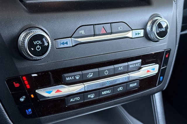 Certified 2020 Ford Explorer Limited w/ Hybrid Equipment Group 310A image 28