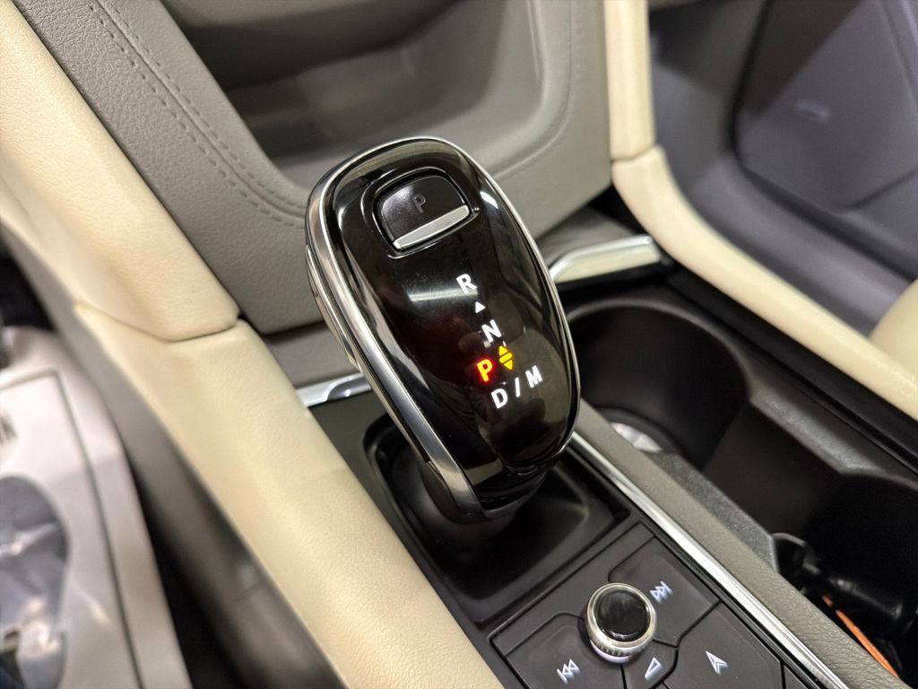 Used 2020 Cadillac XT6 Premium Luxury image 29