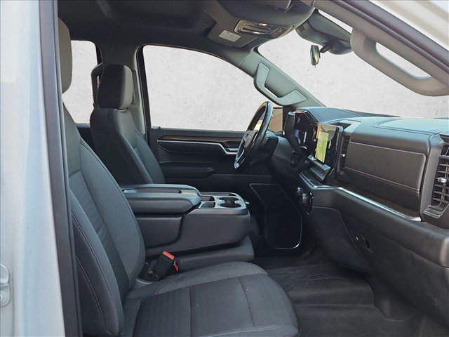 Used 2022 Chevrolet Silverado 1500 LT w/ Protection Package RWD image 17