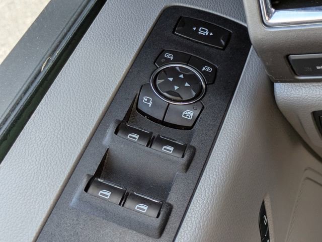 Certified 2017 Ford F250 XLT w/ XLT Premium Package image 23