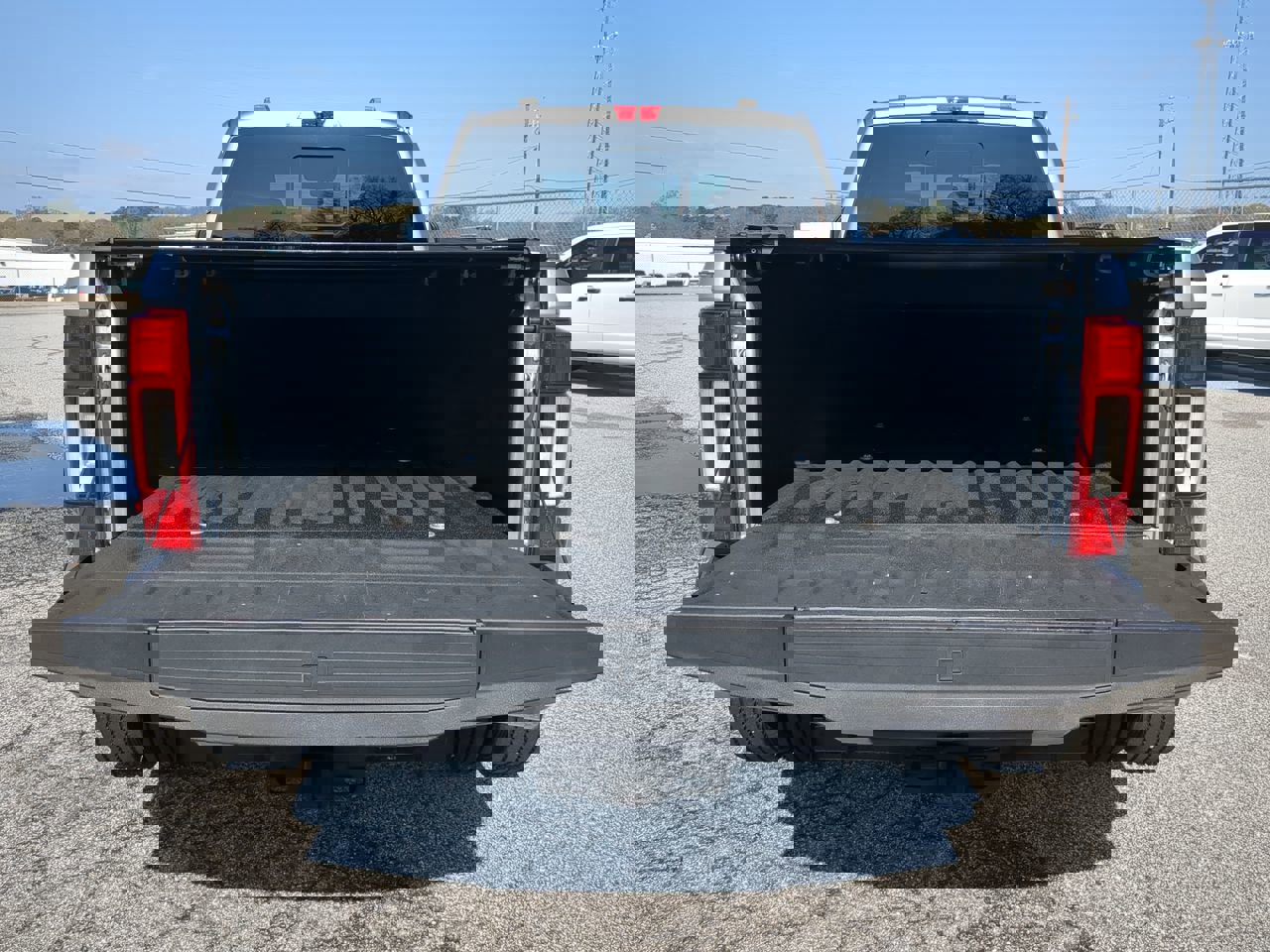 Certified 2021 Ford F450 Platinum w/ FX4 Off-Road Package image 11