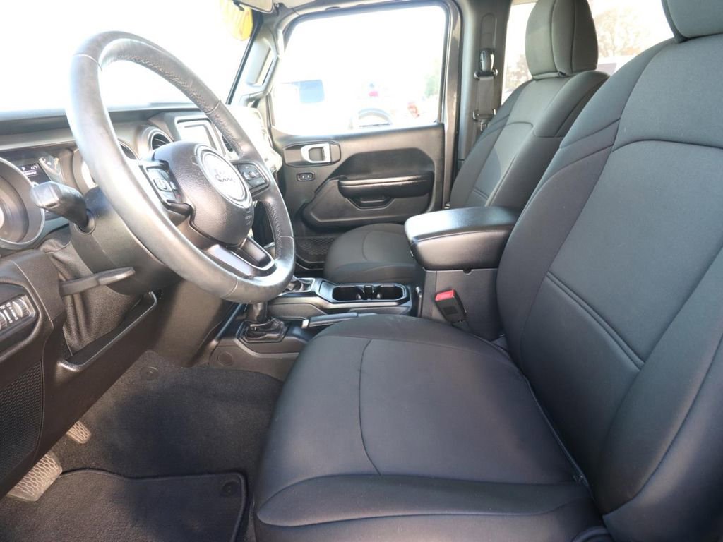 Used 2019 Jeep Wrangler Sport S image 8