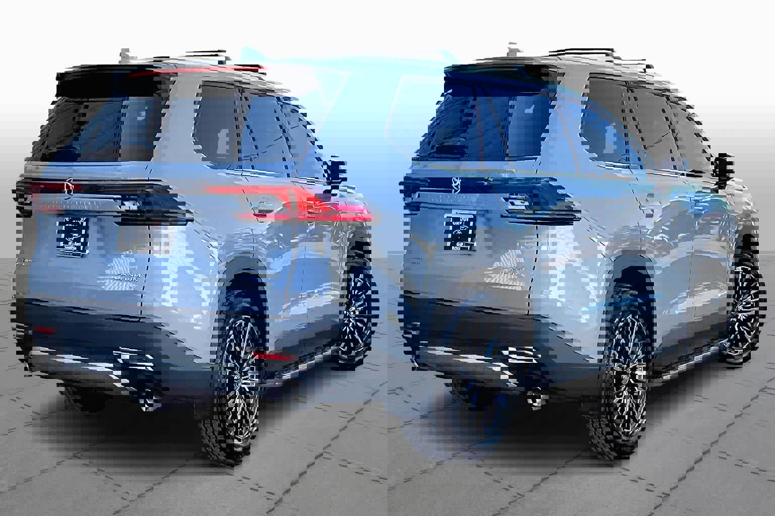 Used 2026 Toyota Grand Highlander Hybrid MAX Platinum image 3