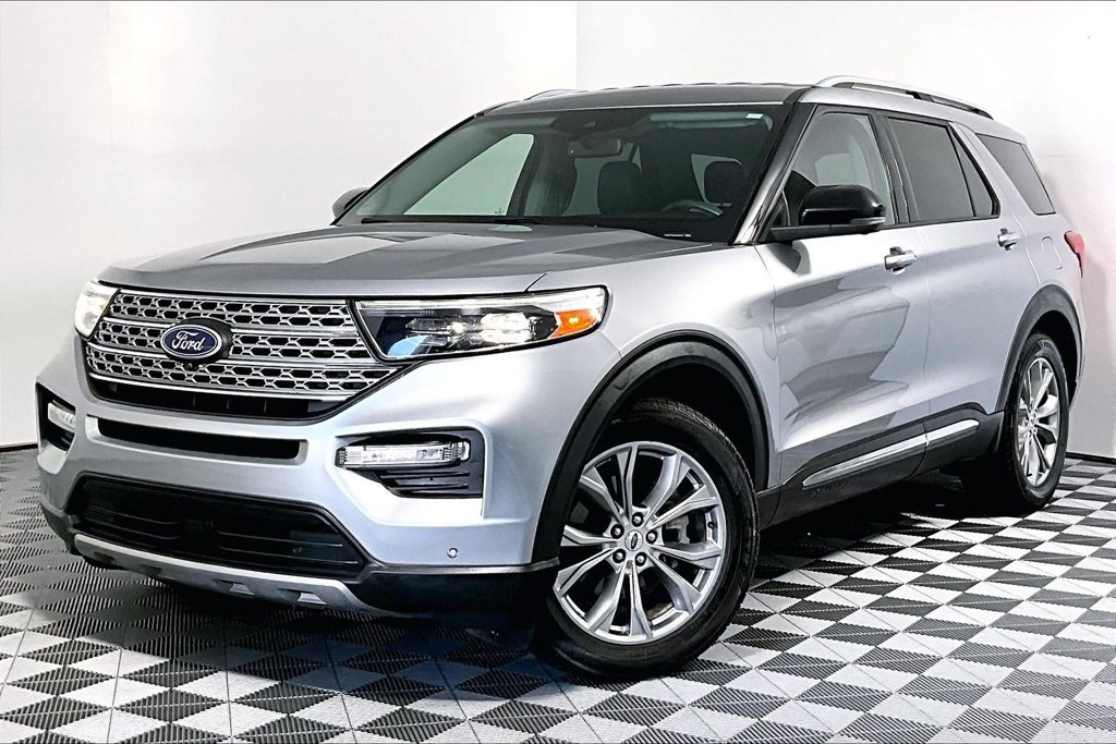 Certified 2021 Ford Explorer Limited RWD image 2