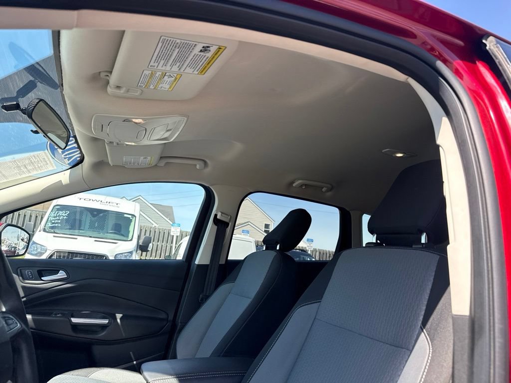 Certified 2019 Ford Escape SE FWD image 6