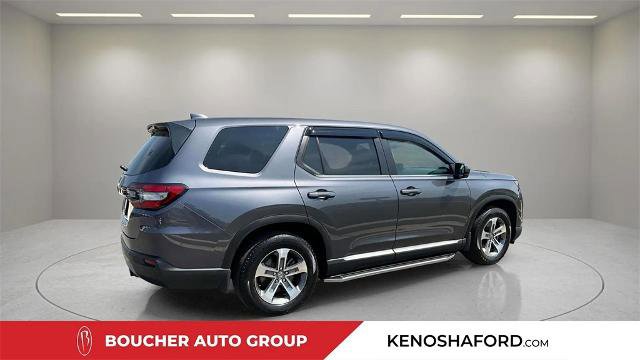 Used 2025 Honda Pilot EX-L image 6